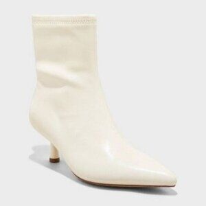 Women's Lonnie Kitten Heel Stretch Ankle Boots -  A New Day White 6.5